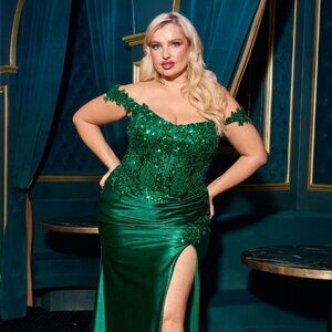 New Off Shoulder Sheath Plus Size Gown w/Floral Lace Applique & Leg Slit CDS537C